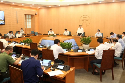 Chủ tịch UBND TP Hà Nội Chu Ngọc Anh chủ trì cuộc họp trực tuyến đôn đốc giải ngân vốn đầu tư công.