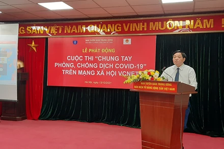 Đồng chí Trần Doãn Tiến, Tổng Biên tập Báo điện tử Đảng Cộng sản Việt Nam, Trưởng Ban Tổ chức phát biểu tại Lễ phát động cuộc thi.