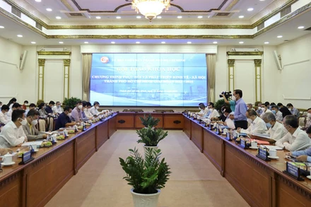  Quang cảnh hội thảo.