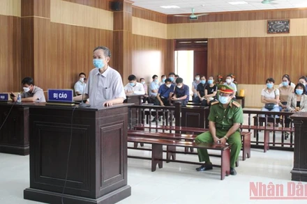 Toàn cảnh phiên xét xử.