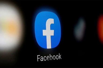 Những rắc rối mà Facebook vướng phải là không ít. Ảnh: Reuters