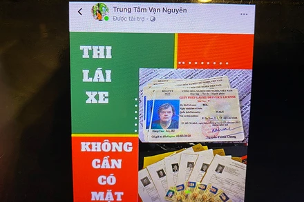 Tài khoản "Trung Tâm Vạn Nguyên" khẳng định "Thi lái xe không cần có mặt".