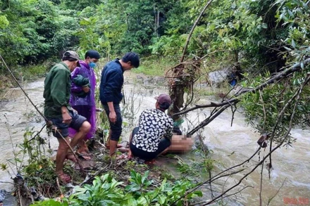 Hiện trường nơi tìm thấy thi thể nạn nhân.