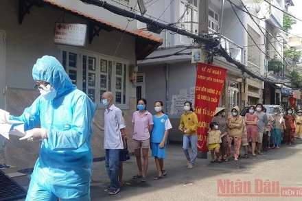 Phát hiện thêm bảy trường hợp nghi nhiễm SARS-CoV-2 tại quận Bình Thạnh, TP Hồ Chí Minh