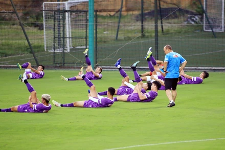 Thầy trò HLV Park Hang Seo tập trung cao độ cho Vòng loại World Cup 2022. (Ảnh: VFF)