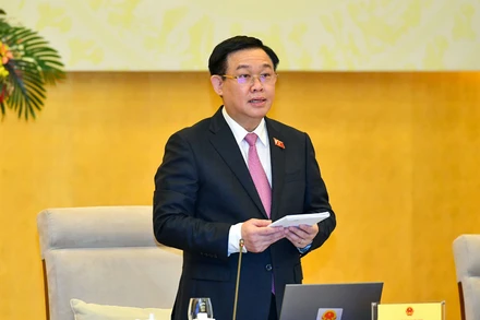 Chủ tịch Quốc hội Vương Đình Huệ, Chủ tịch Hội đồng Bầu cử quốc gia phát biểu khai mạc hội nghị. (Ảnh: DUY LINH)