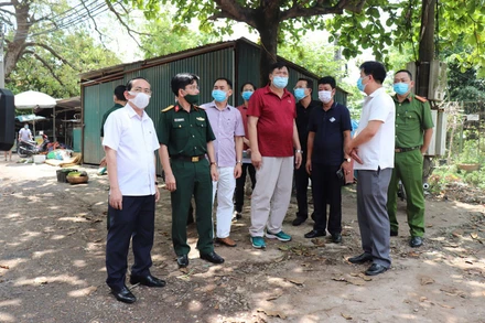 Các ngành chức năng tăng cường kiểm tra, rà soát người nước ngoài và công dân Việt Nam nhập cảnh đến địa bàn tỉnh cư trú, hoạt động.