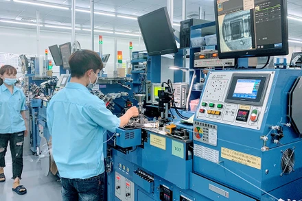 Các doanh nghiệp trong khu công nghiệp của Hải Phòng thu hút lượng lớn lao động từ các tỉnh phía bắc.