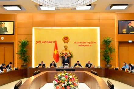 Chủ tịch Quốc hội Vương Đình Huệ phát biểu bế mạc Phiên họp thứ 55 của Ủy ban Thường vụ Quốc hội. (Ảnh: quochoi.vn)