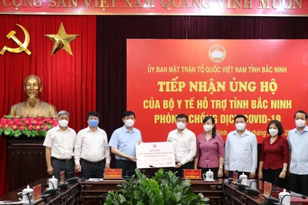 Bộ Y tế và các nhà tài trợ hỗ trợ Bắc Ninh phòng, chống dịch Covid-19.