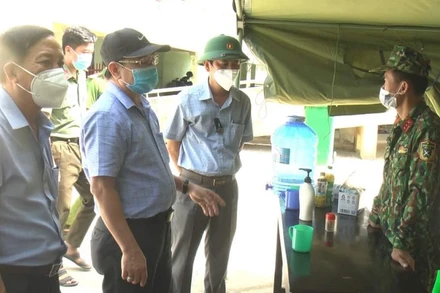 Tăng cường giám sát người về từ các tỉnh, thành phố có dịch.