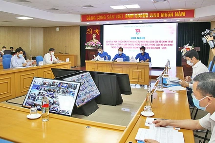 Toàn cảnh hội nghị.