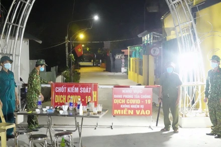 Chốt cách ly phòng dịch tại xã Công Lý, huyện Lý Nhân.