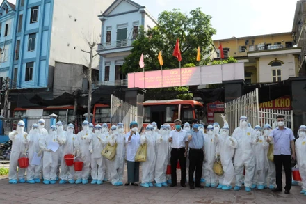 Bộ Y tế kêu gọi hỗ trợ nhân lực cho công tác phòng, chống dịch tại Bắc Giang và Bắc Ninh.