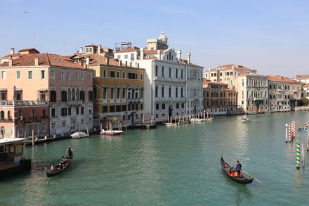 Italy sẽ cấp một loại giấy chứng nhận thay thế cho Chứng chỉ Xanh kỹ thuật số của EU để mở cửa sớm du lịch (Ảnh: Italy24news)