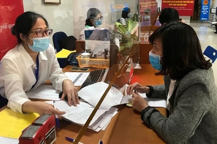 Cục Thuế Hà Nội hỗ trợ người nộp thuế quyết toán thuế.