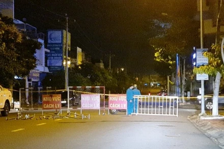 Cách ly y tế tại khu phố 7, Khu dân cư Hiệp Thành 3, phường Hiệp Thành, TP Thủ Dầu Một.