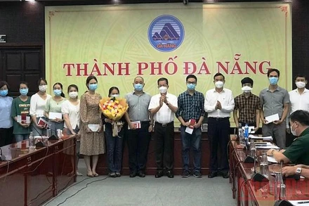 Đà Nẵng tăng cường bác sĩ hồi sức tích cực hỗ trợ Bắc Giang điều trị Covid-19.