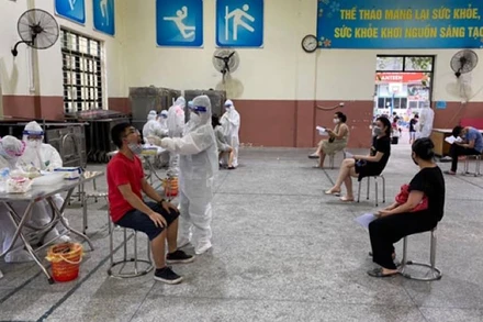 Hà Nội kiến nghị xin tăng thêm 70% mức bồi dưỡng lực lượng phòng, chống dịch Covid-19