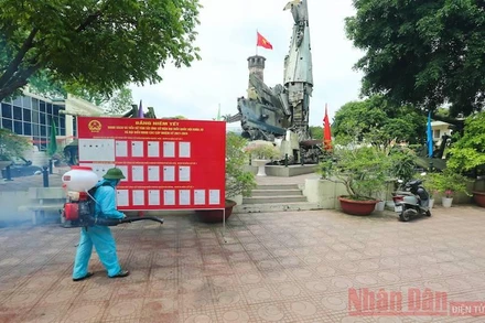 Nhiều di tích ở Hà Nội được chọn làm điểm bỏ phiếu