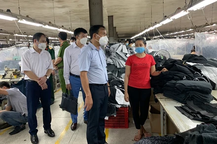 Công ty May Ever Glory Việt Nam phải dừng hoạt động do không bảo đảm các quy định phòng dịch.