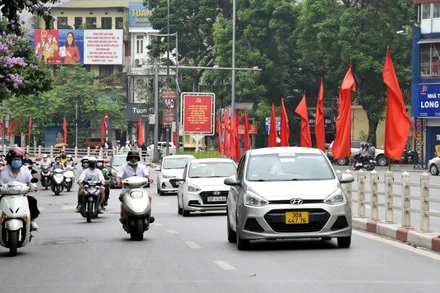 Đường phố Hà Nội trước ngày bầu cử.