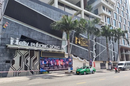 Lực lượng chức năng TP Đà Nẵng tạm thời phong tỏa quán bar New Phương Đông.