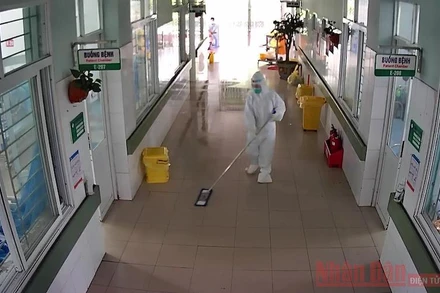 Bệnh viện dã chiến số 1, huyện Tiên Du, Bắc Ninh. (Ảnh: DUY LINH)