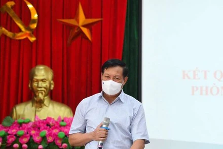 Thứ trưởng Y tế Đỗ Xuân Tuyên phát biểu tại buổi làm việc.