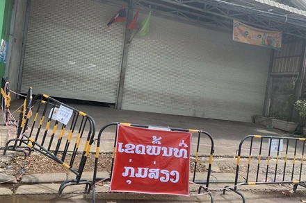 1 khu vực bị phong tỏa nhằm ngăn chặn lây nhiễm cộng đồng tại Thủ đô Vientiane, Lào.