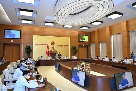 Phiên họp thứ 3 Ủy ban Thường vụ Quốc hội. (Ảnh: DUY LINH)