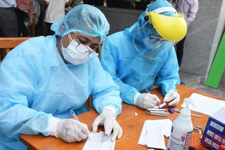 Đà Nẵng ghi nhận 5 người trong một gia đình dương tính với SARS-CoV-2.