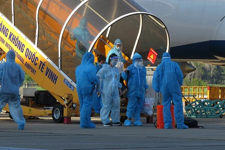 205 phụ nữ mang thai và trẻ nhỏ sẽ thực hiện cách ly y tế tập trung trước khi về gia đình.