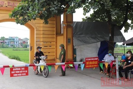 Bằng nhiều hoạt động tích cực, Phú Xuyên nỗ lực giữ vững "vùng xanh" Covid-19.