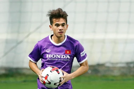 Hậu vệ Trần Văn Kiên. (Ảnh: VFF)