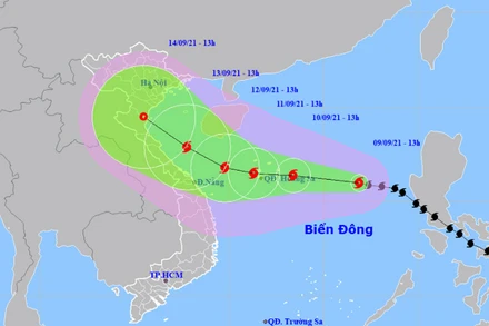 Vị trí và hướng di chuyển của bão số 5. (Nguồn: nchmf.gov.vn)