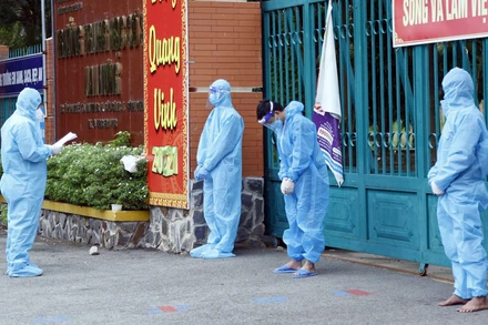 Khởi tố, bắt tạm giam 3 đối tượng.