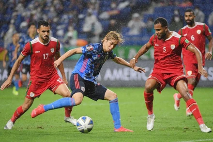 Đội tuyển Oman thi đấu nỗ lực trước đội bóng số 1 châu Á - Nhật Bản. (Ảnh: FIFA)