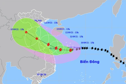 Vị trí và hướng di chuyển của bão số 5. (Nguồn: nchmf.gov.vn)