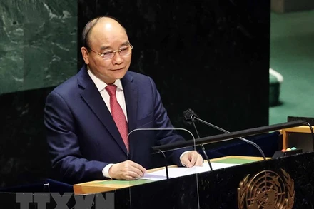 Chủ tịch nước Nguyễn Xuân Phúc phát biểu tại Phiên thảo luận Cấp cao Đại hội đồng Liên hợp quốc lần thứ 76. (Ảnh: Thống Nhất/TTXVN)