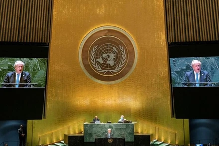 Thủ tướng Anh Boris Johnson phát biểu tại Kỳ họp Đại hội đồng Liên hợp quốc khóa 76 tại trụ sở của Liên hợp quốc, New York, Mỹ, ngày 22/9/2021. (Ảnh: Reuters)