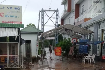 Chốt kiểm soát dịch ở xã Thanh Sơn, huyện Định Quán (Đồng Nai).