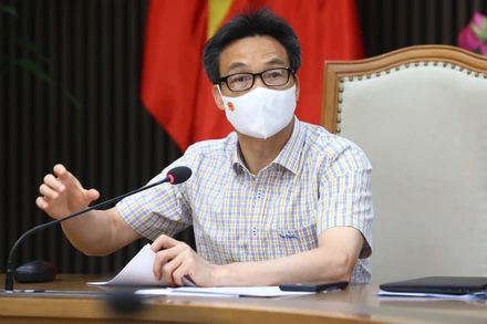 Phó Thủ tướng Vũ Đức Đam phát biểu tại cuộc họp. (Ảnh: VGP).