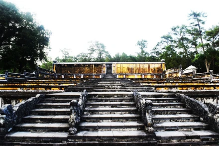 Quần thể di tích lăng vua Gia Long. (Ảnh: thuathienhue.gov.vn)