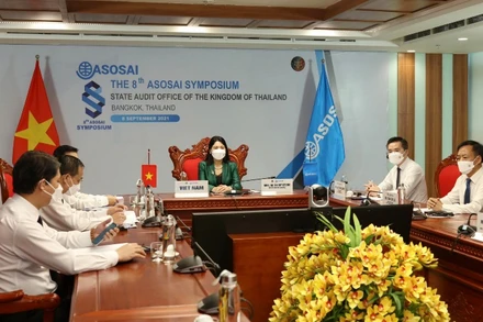 Đoàn Kiểm toán Nhà nước Việt Nam tham dự tại điểm cầu Hà Nội. (Ảnh: HÀ THÚY)