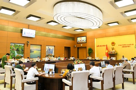 Phiên họp Uỷ ban Thường vụ Quốc hội cho ý kiến về Dự án Luật Cảnh sát cơ động. (Ảnh: Duy Linh)