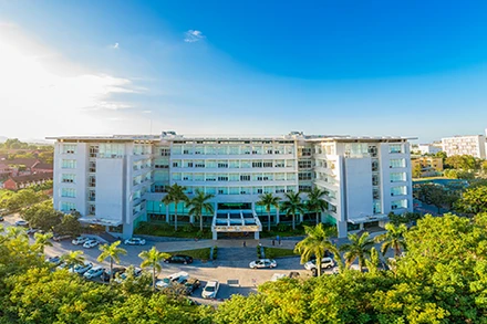 Bệnh viện Trung ương Huế.