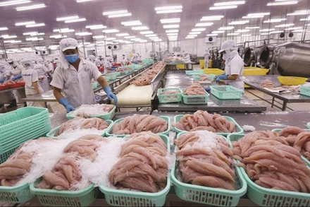 Những ảnh hưởng của dịch Covid-19 gây ra tổn thương nặng nề cho nền kinh tế trong đó có ngành nông nghiệp.