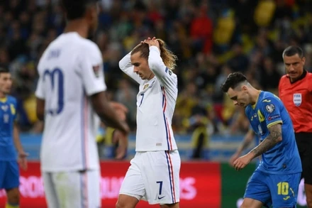 Đã 5 trận liên tiếp, Pháp vẫn chưa biết đến chiến thắng. (Ảnh: ESPN)