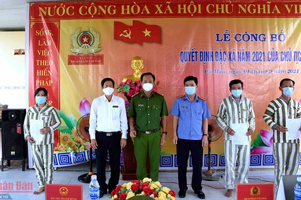 Công bố quyết định đặc xá 2021 tại Trại Giam Cái Tàu thuộc Bộ Công an sáng 1/9. 